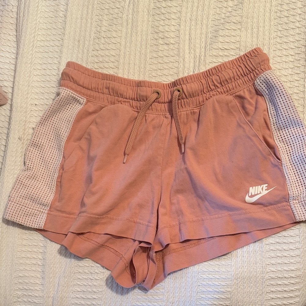 Nike Women's Peach Athletic Shorts